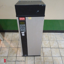 Danfoss VLT 6000 HVAC VLT6016HT4C54STR3DLFF00A00C0 C/N: 175Z7054 S/N: 074624G043 380 V 50/60 Hz 40° / 45°C (104° / 113°F)