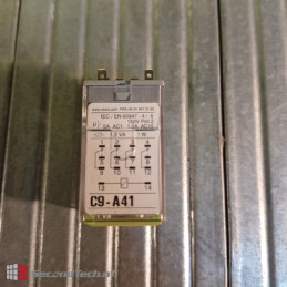 comat releco C9-A4I Box of 9 230 V AC