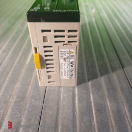 OMRON CPM2C-1OC1DR-D 24V AC/DC 50/60 Hz