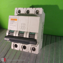 Merlin Gerin Multi 9 C60N D63A 3P 24609