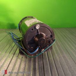 Flojet NEW! 2100-224 Industrial Demand Pump  220 V AC 50/60 Hz 02100224A