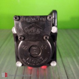 Flojet NEW! 05100020A Air Driven Pump 20-80 PSI 5.6 Bar