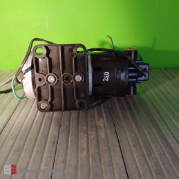 Flojet NEW! Model/Code D373E5011ARL 230 V AC 60 Hz 30m 5.3 Lpm (1.2 Gpm) 40-60PSI 4.1