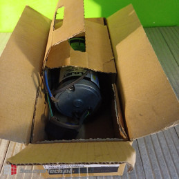 Flojet NEW! Model/Code D373E5011ARL 230 V AC 60 Hz 30m 5.3 Lpm (1.2 Gpm) 40-60PSI 4.1