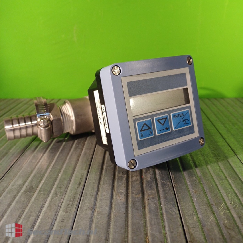 Bürkert S030 Mechanical flow sensor FPM Plastic Wheel 424012+ Bürkert transmitter SE35/8035-Coil Induction DN25 Bürkert S030 Mechanical flow sensor FPM Plastic Wheel 424012+ Bürkert transmitter SE35/8035-Coil Induction DN25