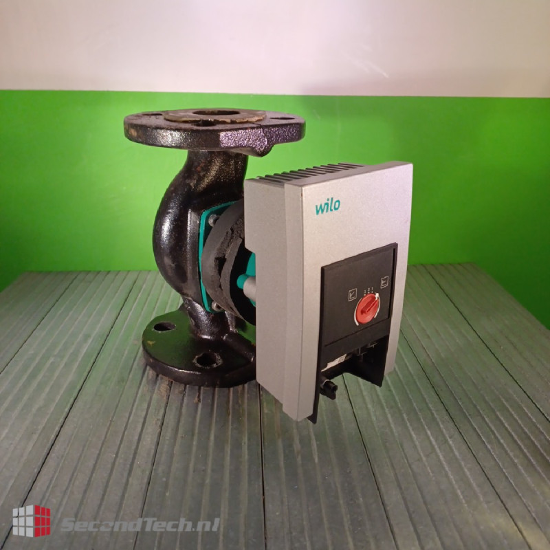 Wilo Yonos Maxo Circulation Pump Front Incomplete PN10 DN50 230V Wilo Yonos Maxo Circulation Pump Front Incomplete PN10 DN50 230V