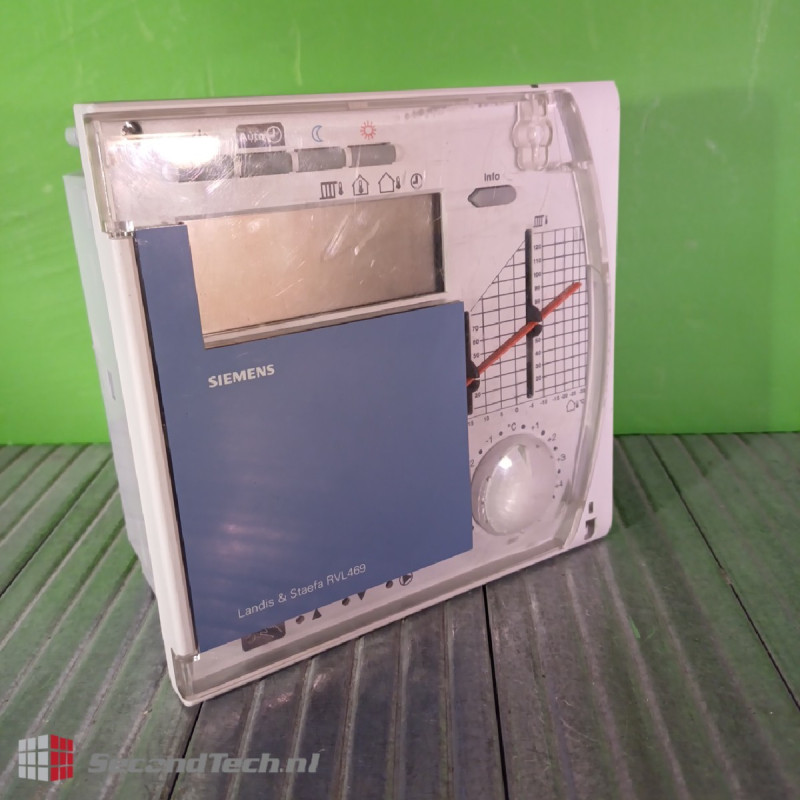 Siemens RVL469 Heating Controller With Socket 230 V AC 50 Hz