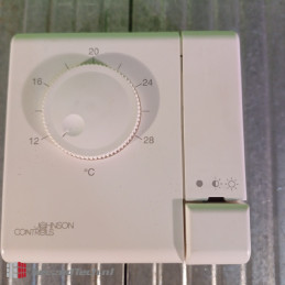 Johnson Controls NEW! TC-8906-2131-WK Room Thermostat