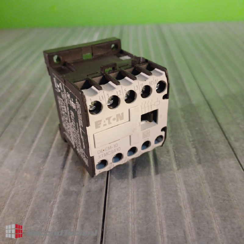 Eaton DIL EM-10 XTMC9A10 24 V DC 15A Eaton DIL EM-10 XTMC9A10 24 V DC 15A