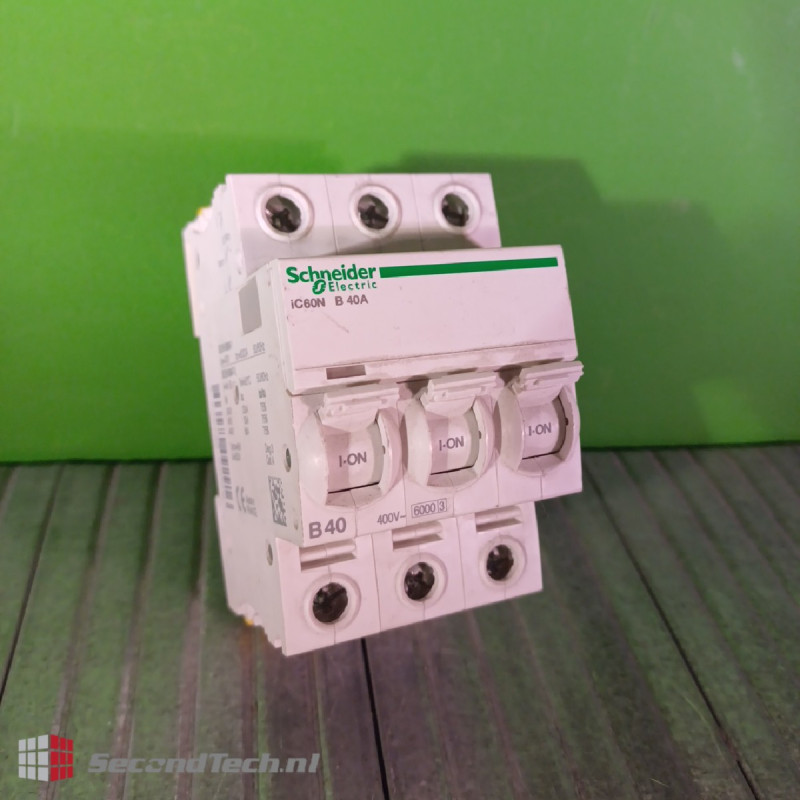 Schneider electric IC60N B 40A A9F73340 3P 40A 400 V AC