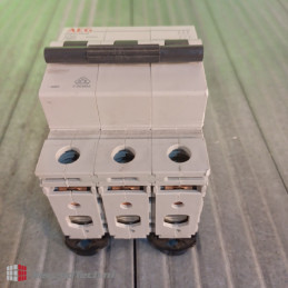 AEG Elfa E93S C32 553094 400V AC B-C-D 10kA