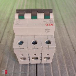AEG Elfa E93S C32 553094 400V AC B-C-D 10kA