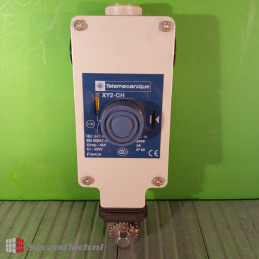 TELEMECANIQUE XY2-CH Emergency Stop Rope Pull Switch