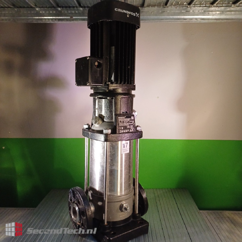 Grundfos CRN3-11 A-FGJ-A-E-HQQE 96516835 230 V AC 4.35/2.50 A 50 Hz DN25 PN25 52.7/72.6m 3m³/h 25 bar Stainless steel