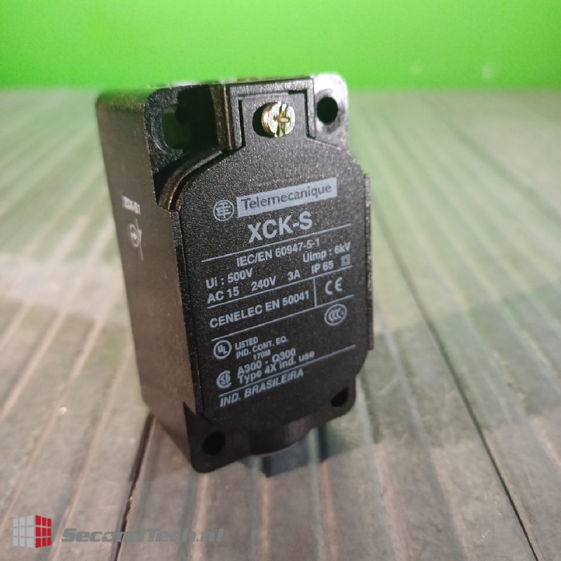 TELEMECANIQUE NEW! XCK-S Limit Switch body 240V 3A