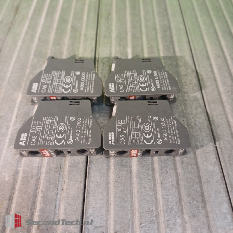 ABB 4x CA5-01 Auxiliary Contact 690V ABB 4x CA5-01 Auxiliary Contact 690V