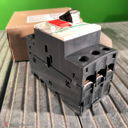 Thermal switch Schneider Electric GV2ME32 3P