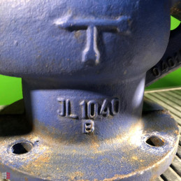 Three way valve Belimo ARI H764R KVS58 - actuator NVY24-MFT DN65