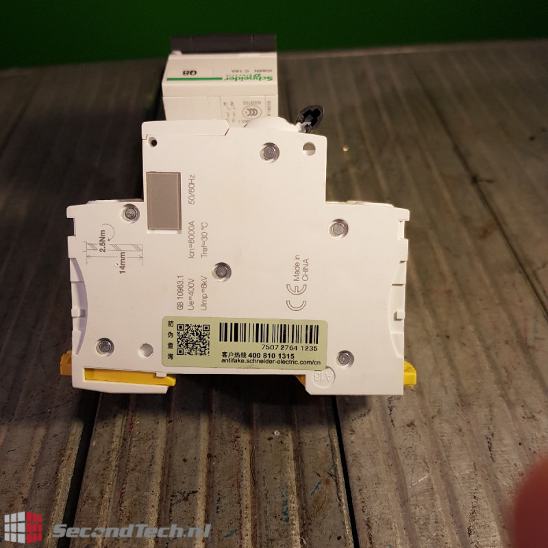 Circuit breakers Schneider electric iC65N