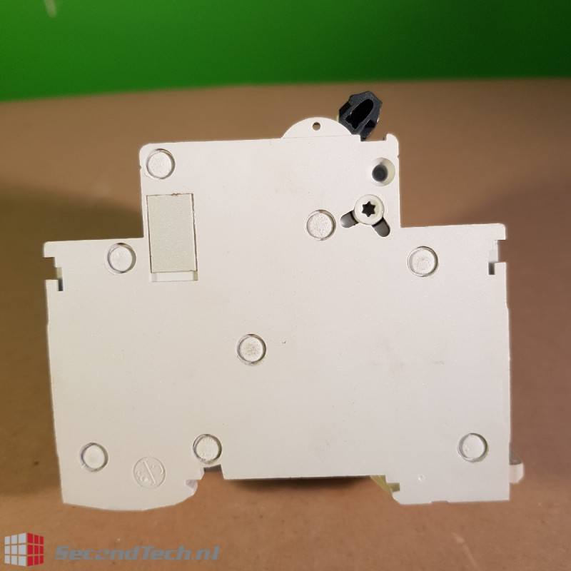 Earth Leakage Circuit Breaker Multi9 DPN N vigi C6 19661 2 Pole Merlin ...