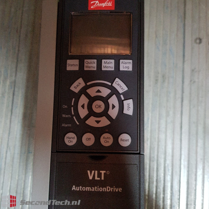 Danfoss VLT FC-302P3K0T5E20H1XXXXXXSXXXXAXBXCXXXXDX 380 V 50/60 Hz