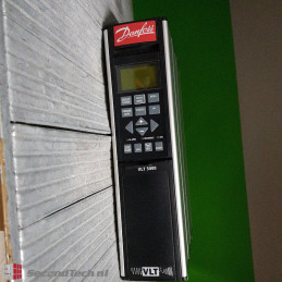 Danfoss VLT5002PT5B20STR3DLF00A00C1 380 V 50/60 Hz