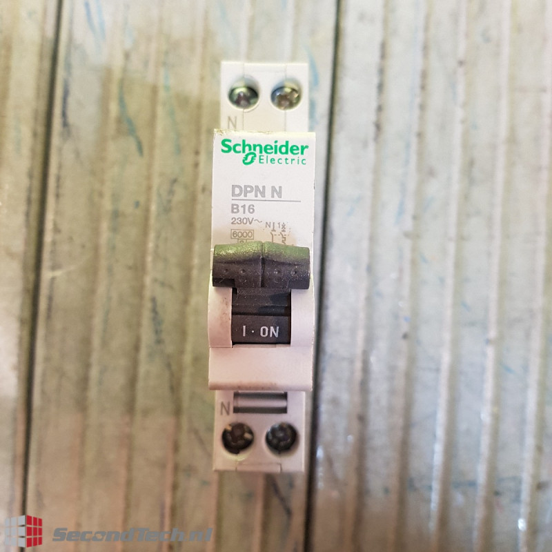 Schneider electric DPN N B16