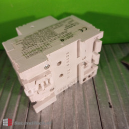 ABB `MS 326 690V~ + hulpcontactor 400V~