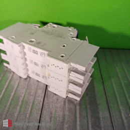 Siemens 5SJ4325-7HG42 Type NSJ