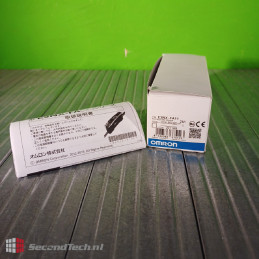 OMRON NEW! Photoelectric Sensor E3NX-FA11 2M