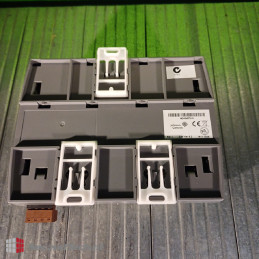 Johnson Controls Metasys IOM3721 Input-Output Module 24V 24V AC