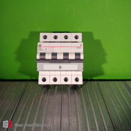 GE Automatic Circuit Breaker 672315 C16 4P EP104  400 V AC