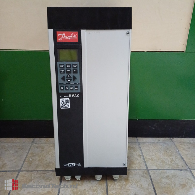 Danfoss VLT 6000 HVAC VLT6011HT C/N:175Z7053 S/N:066635G053 50/60 Hz MAX 40° IP54 Danfoss VLT 6000 HVAC VLT6011HT C/N:175Z7053 S/N:066635G053 50/60 Hz MAX 40° IP54