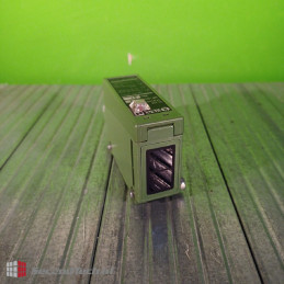 SUNX PHOTOELECTRIC SENSOR VF-D500-3 250V AC 1A(250VA) 30V DC 2A(60W)
